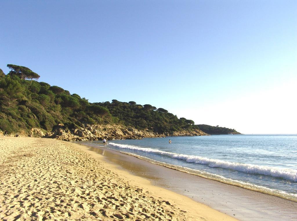 Vic'S Land Holidays Grimaud Kültér fotó